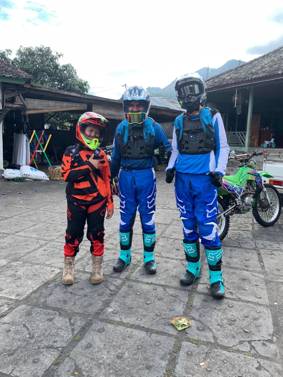 Jungle Trail – Black Lava – Black Sand Adventure